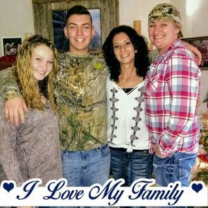 Meet your Posher, Latisha